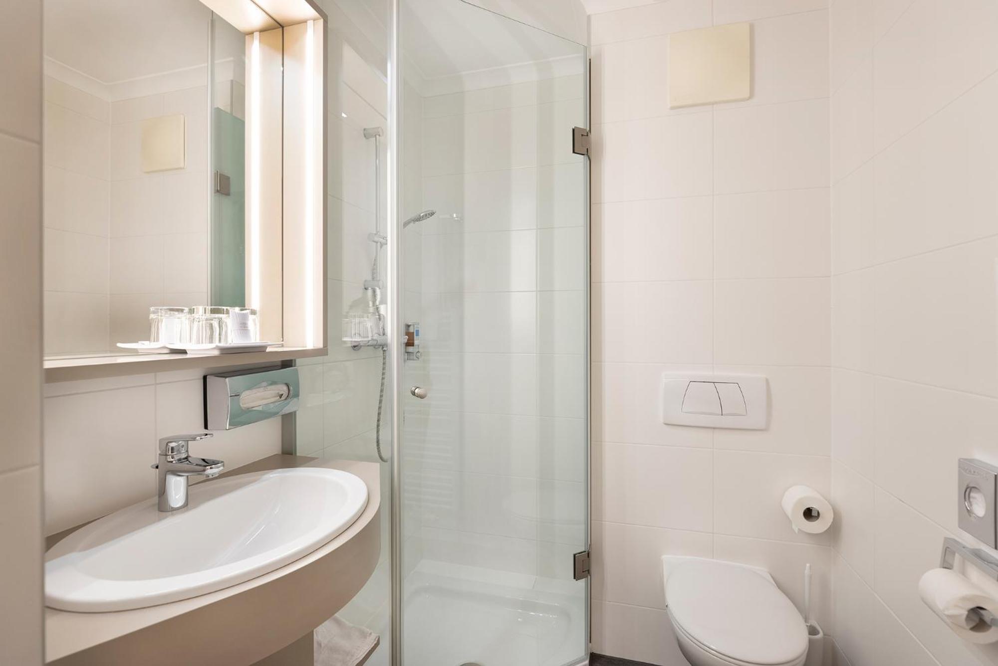 Vitalhotel Der Parktherme - Inkl Thermeneintritt & Sauna Hotel